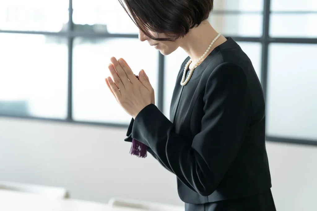 「ご愁傷様です」の意味と使い方