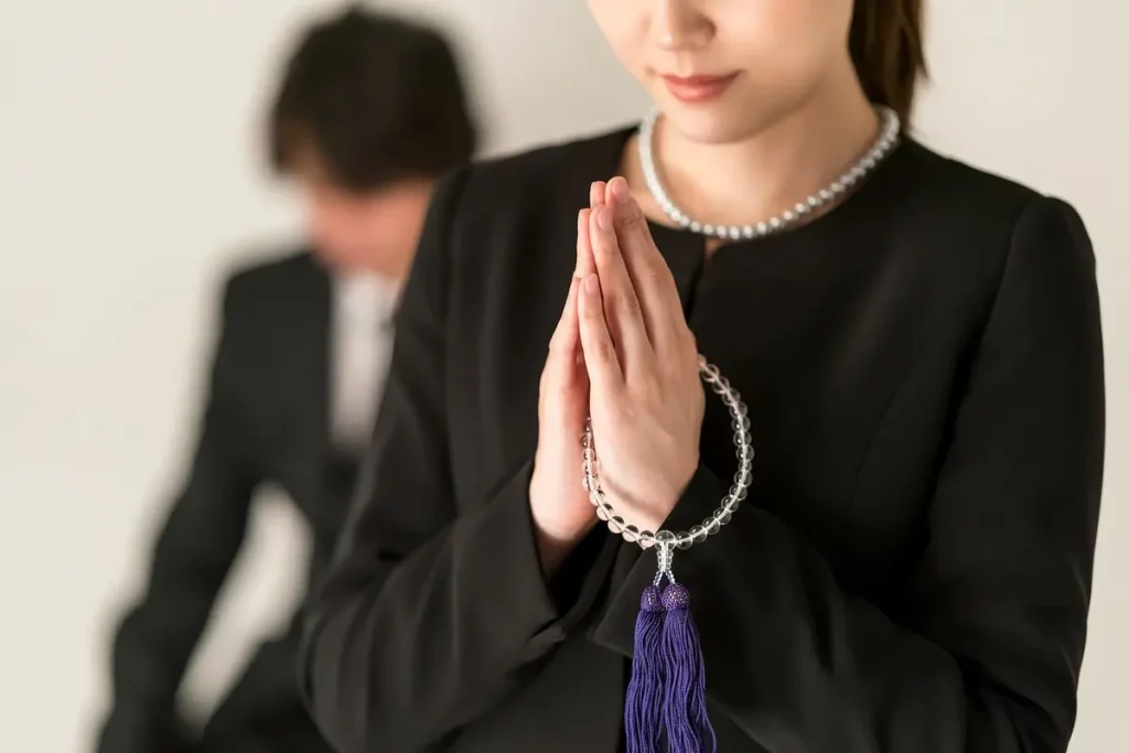 逝去の意味とは？正しい読み方と使い方、死去や死亡との違いを徹底解説【例文付き】