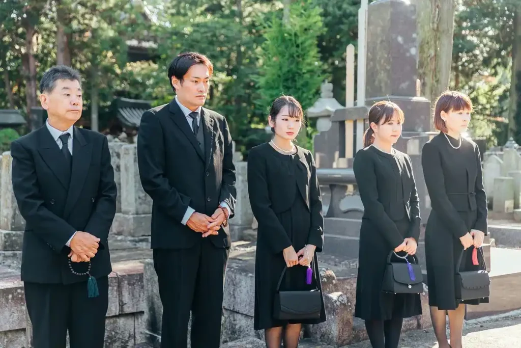卒塔婆・塔婆を出す人は誰？
