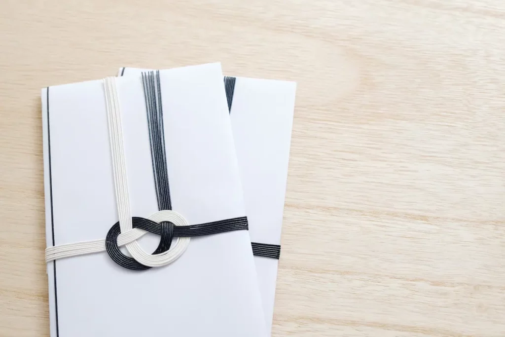 祭祀料の封筒の選び方と御祭祀料の書き方と渡し方