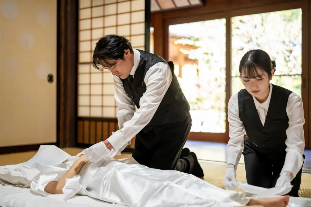 経帷子（きょうかたびら）とは？着せ方は？