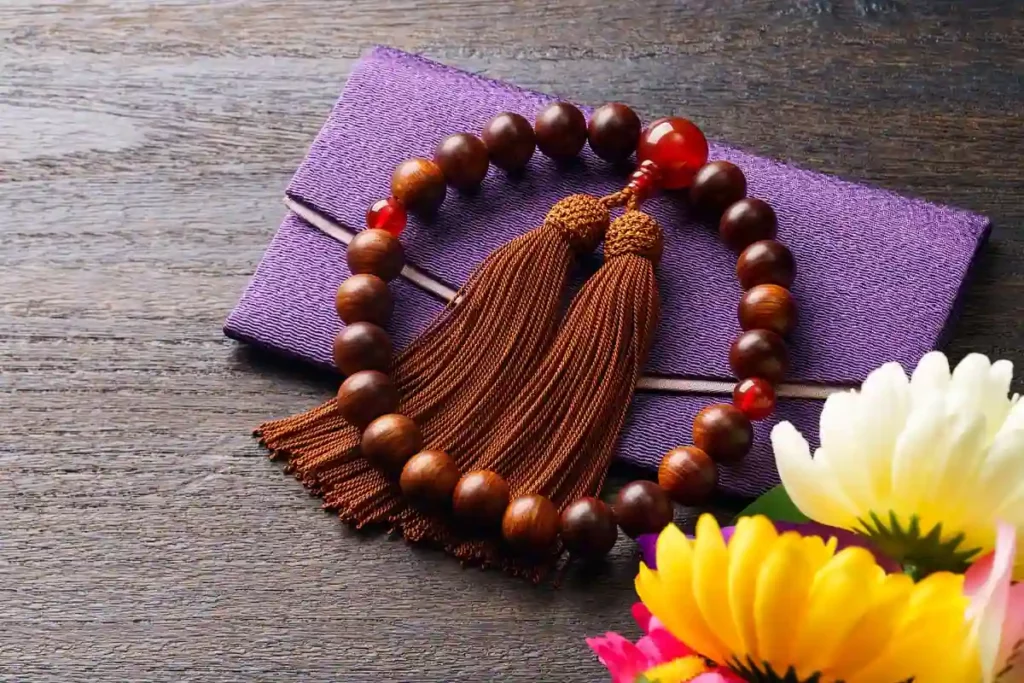 淋し見舞いとは？通夜に最適な品物と金額、封筒の書き方をわかりやすく解説