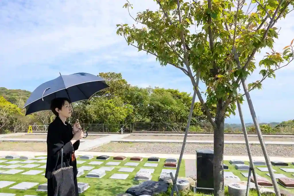 樹木葬とは？-美しい自然の中で静かな休息のための新しいお墓選び-