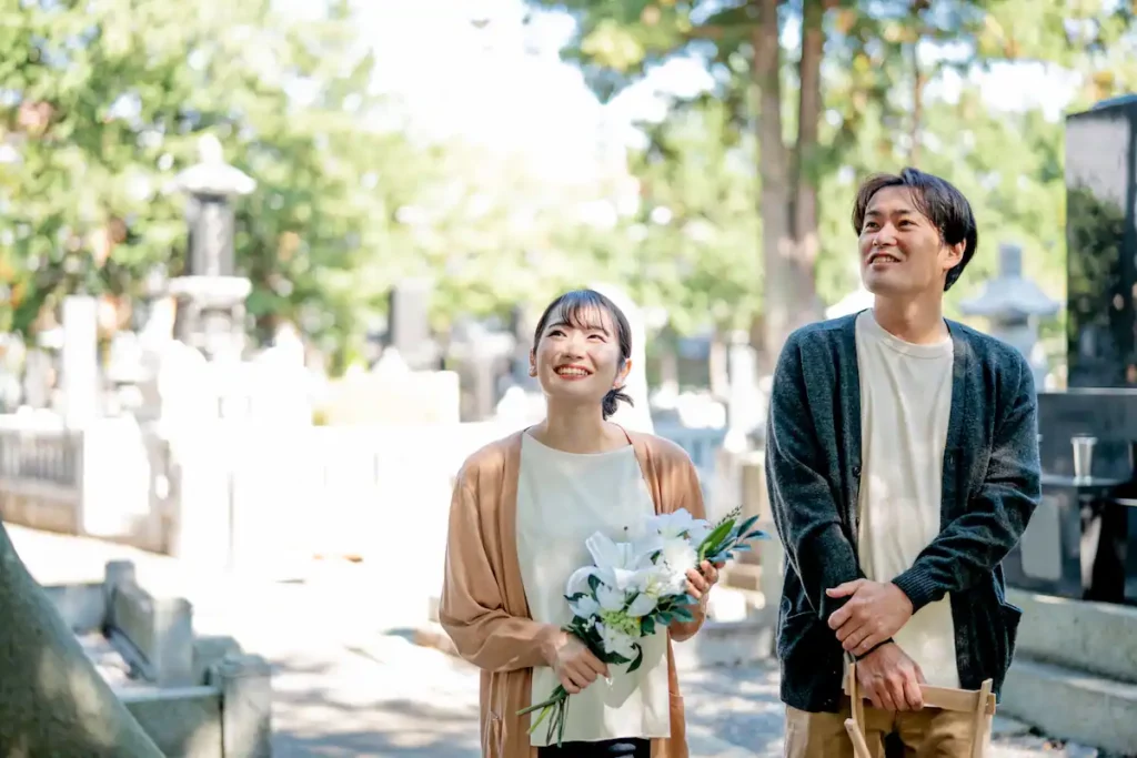 初心者のための合葬墓(がっそうぼ)入門:費用からメリット、デメリットまで